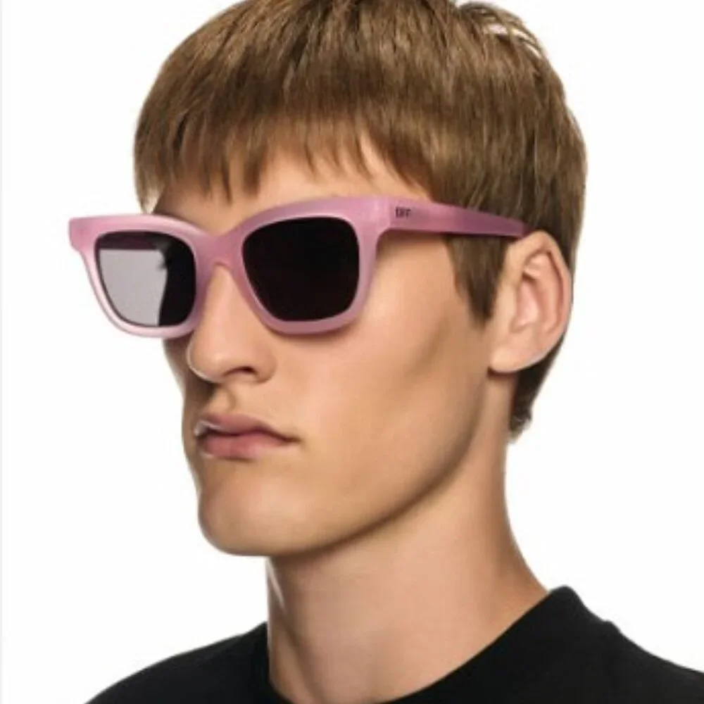 Off-White OERI143 LINCOLN 0107 Sunglasses White Square Frame, Grey Lenses